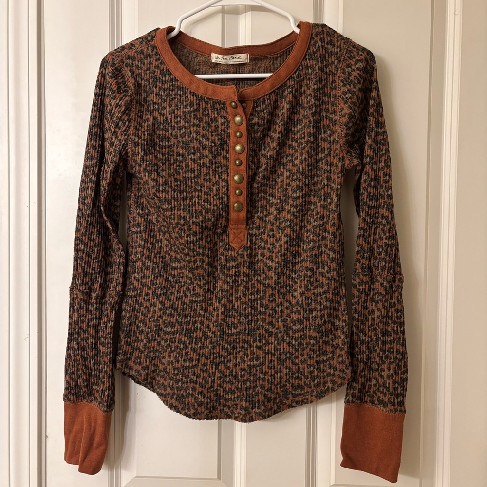 We The Free Brown Patterned Long Sleeve Top